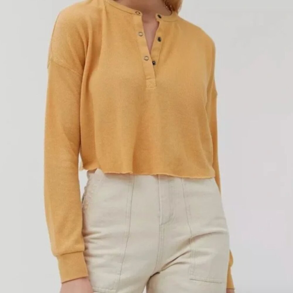 Urban Outfitters Mustard Yellow Long sleeve cozy Three Button Cropped Tee Size L